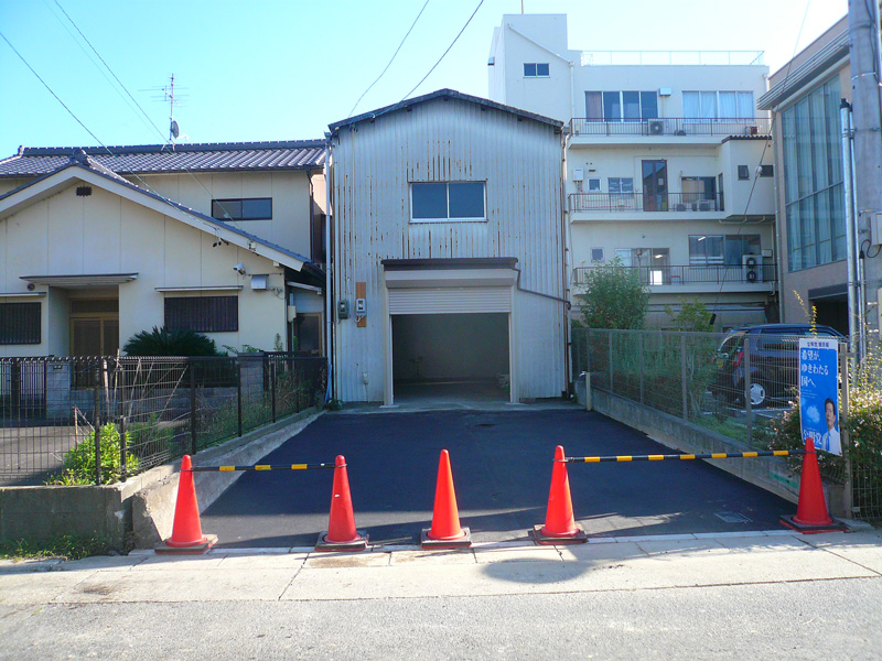 葵工業(愛知県名古屋市の土木舗装工事)|駐車場工事・補修工事・歩道乗入工事・承認工事・カーポート・フェンス・ブロック擁壁・エクステリア工事・その他工事