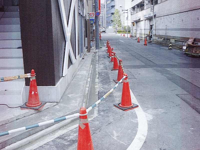 葵工業(愛知県名古屋市の土木舗装工事)|駐車場工事・補修工事・歩道乗入工事・承認工事・カーポート・フェンス・ブロック擁壁・エクステリア工事・その他工事